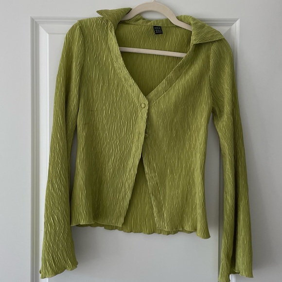 SHEIN blouse - Picture 2 of 6